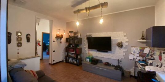 4 LOCALI + SERVIZI e BOX
