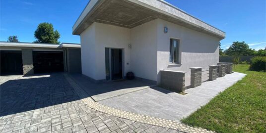 VILLA INDIPENDENTE DI UTLIMA GENERAZIONE