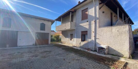 VILLA BIFAMILIARE  GEMELLARE