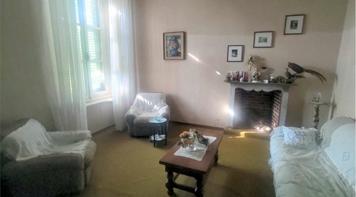 imm_33381-20251209184516-1280