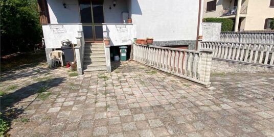 GAMBOLÒ: LA TUA OASI DI INDIPENDENZA – 260 MQ TOTALI