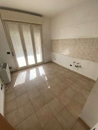 imm_34825-20261014181049-512